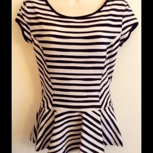 Heart Soul black/white stripe peplum top, medium❤️